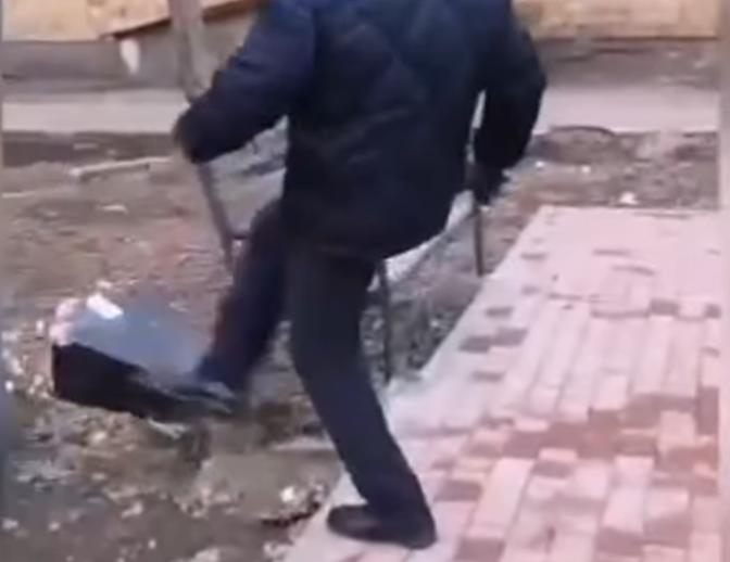 Қарағандыда аудан әкімі орынбасарының басы дауға қалды