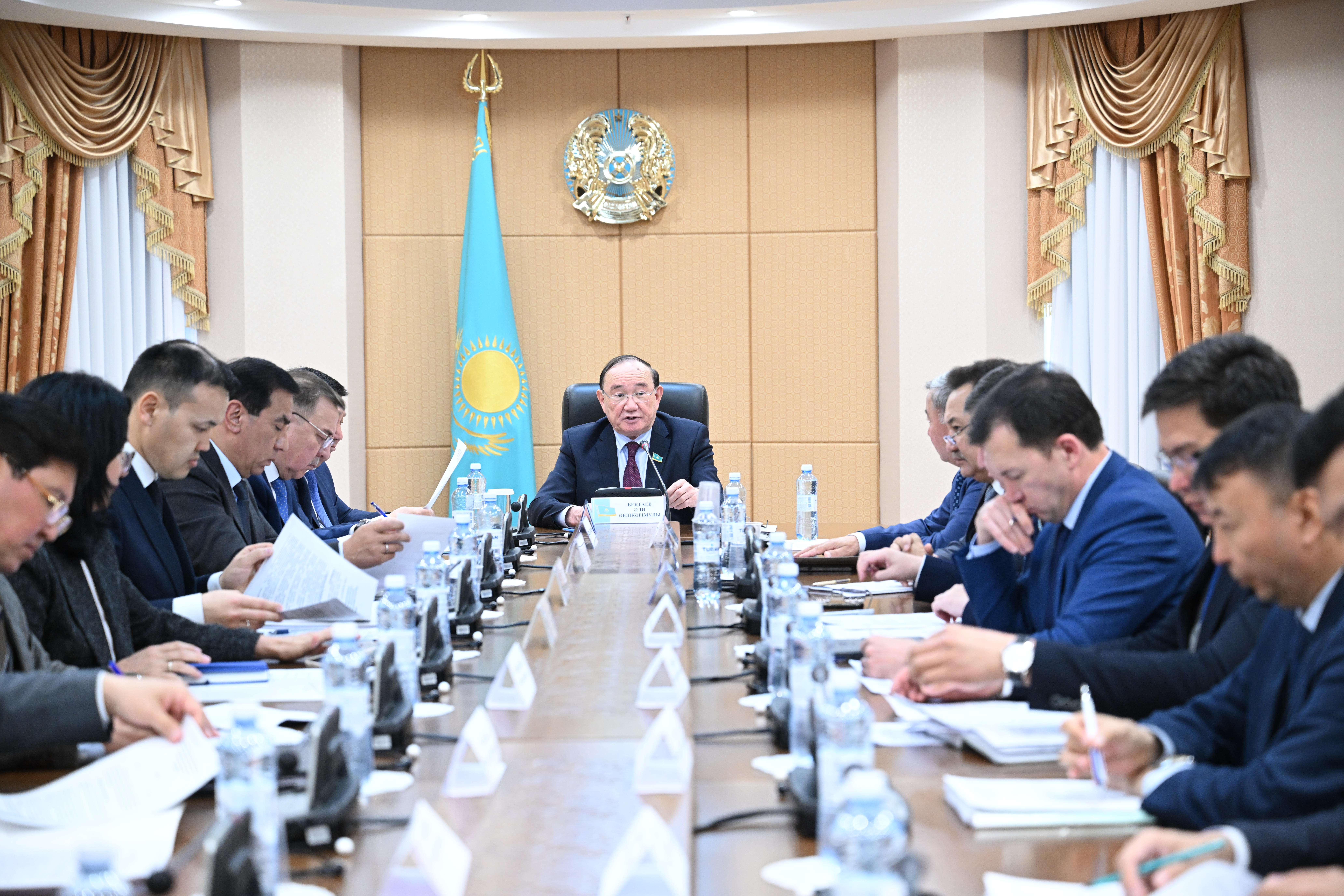 Сенаторлар фермерлердің мәселелерін шешу жолдарын ұсынды