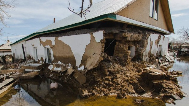 Су тасқыны: Ақтөбеде 494 үйдің құрылысы басталды