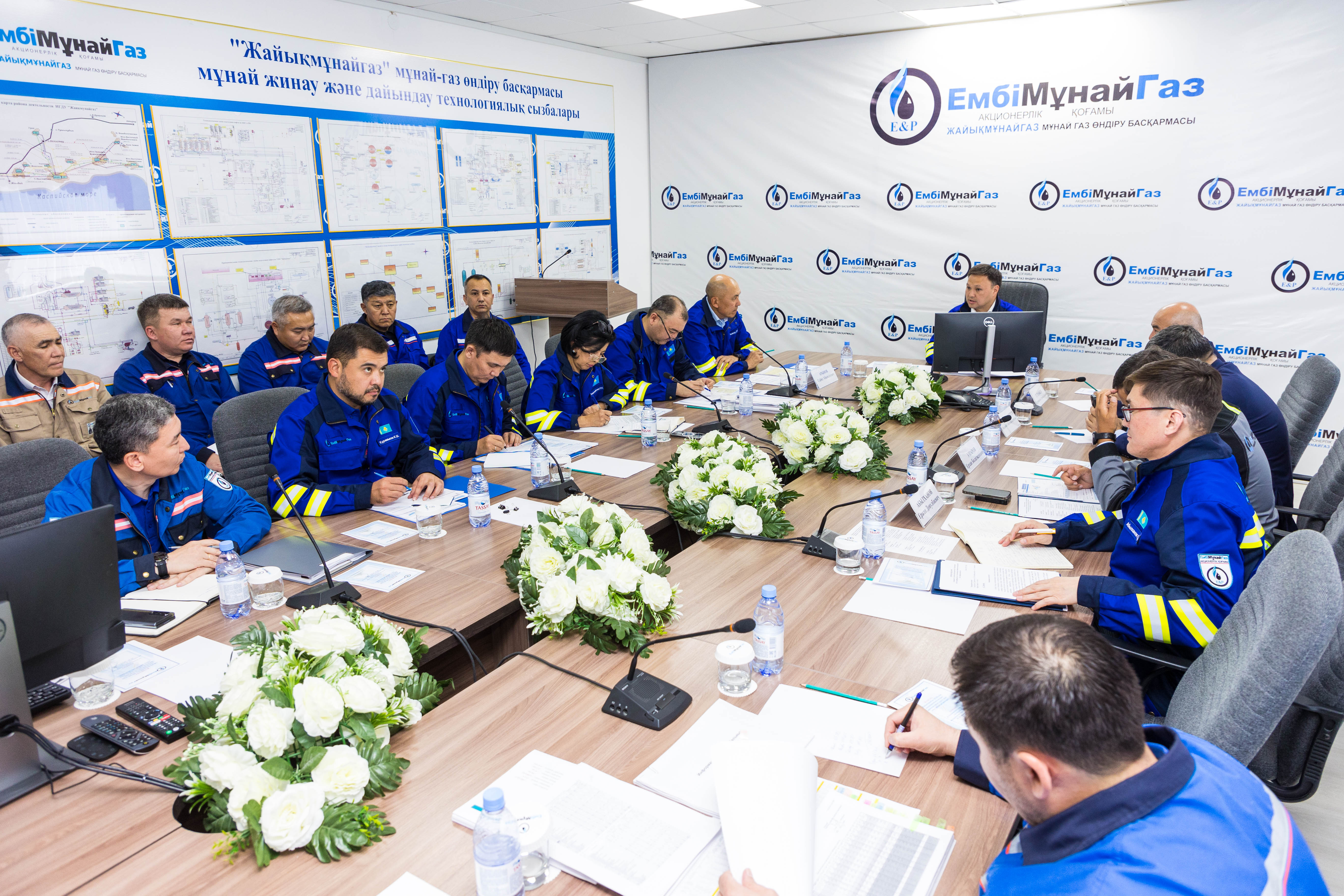 Асхат Хасенов «Ембімұнайгаз» жұмысымен танысты