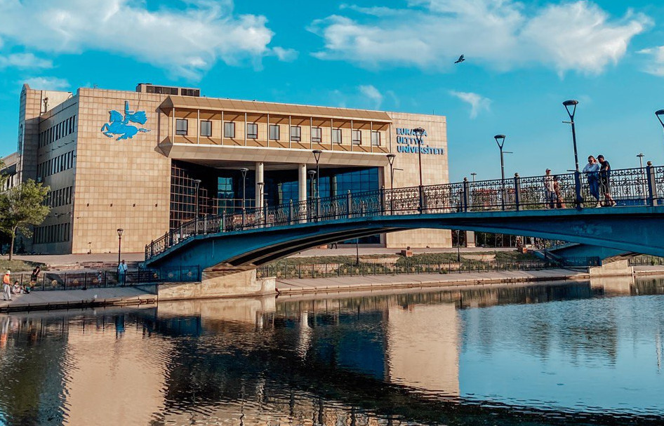 «QS World University Rankings 2025»: ЕҰУ Қазақстанның үздік үш университетінің қатарында