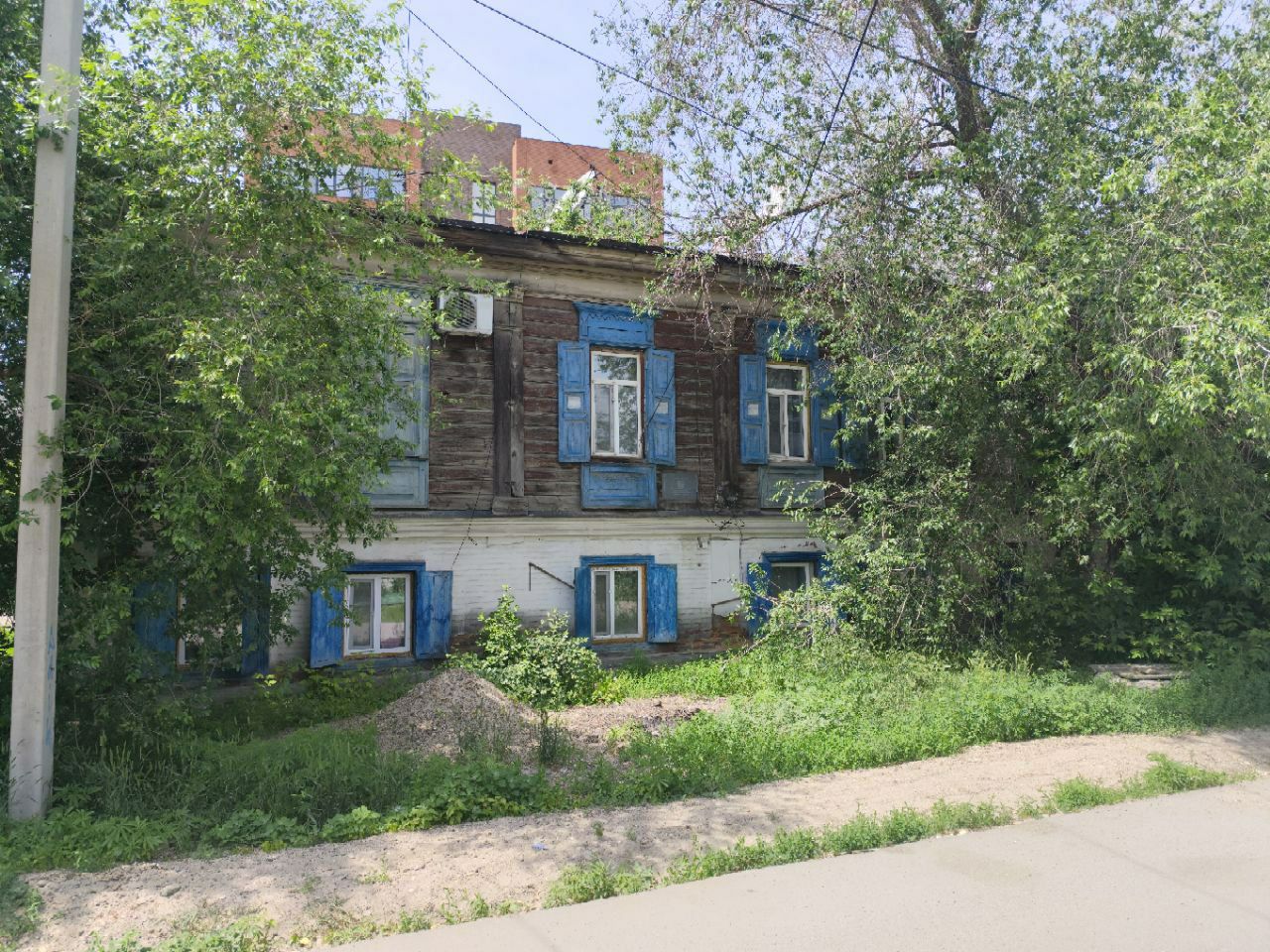 Әуезов тұрған үй