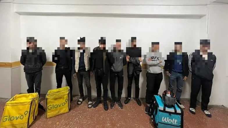 Алматыда заңсыз жұмыс істеген шетелдіктер ұсталды