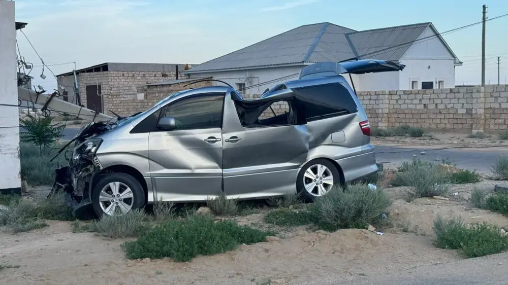 Ақтау маңында жол апатынан екі оқушы қаза тапты