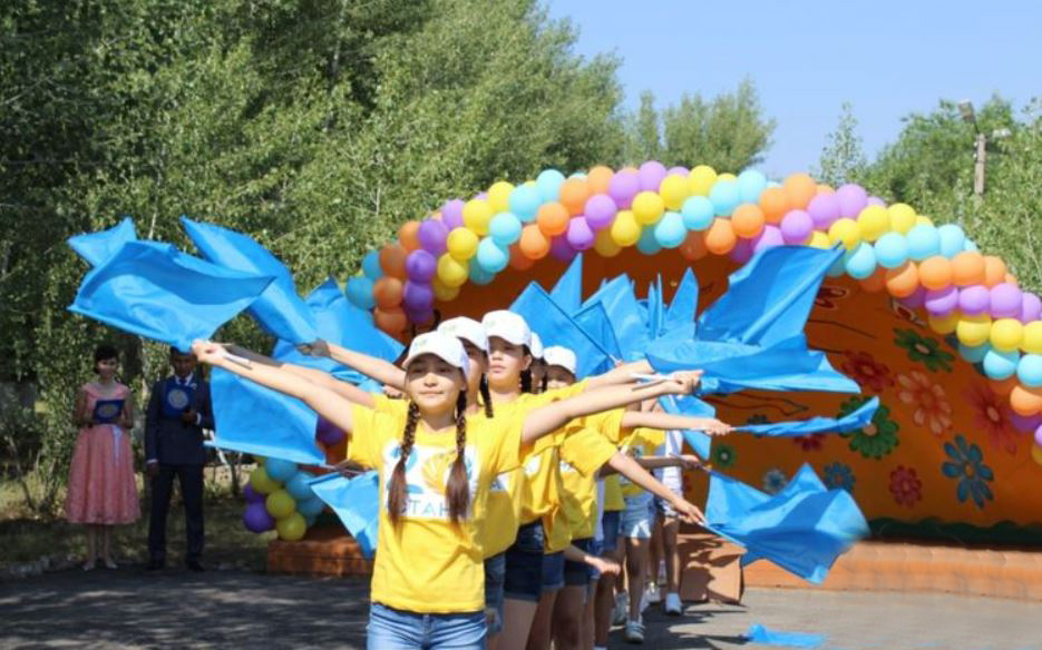 Дарынды балаларға арналған жазғы оқу лагері жұмысын бастайды