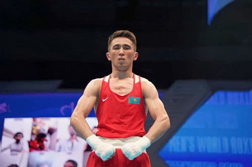 «Дайын тұрған кәсіби боксшы». Махмұд Сабырханның жұдырықтасуы көпшілікті тәнті етті