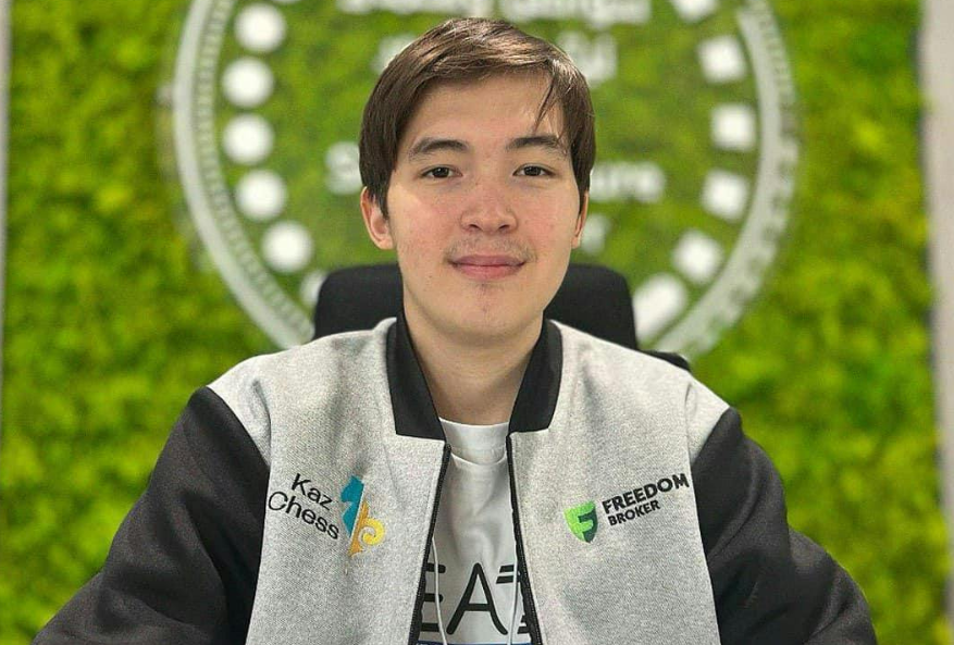 Президент әлем чемпионы атанған шахматшы Қазыбек Нөгербекті құттықтады