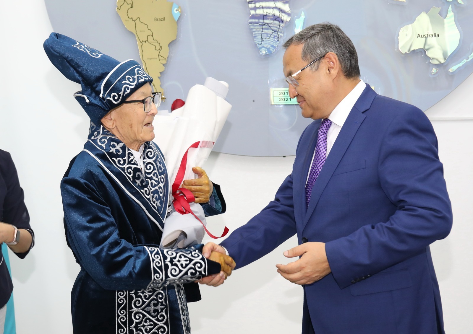 Гидролог-ғалым Нариман Қыпшақбайұлының 90 жасқа толу құрметіне орай дөңгелек үстел өтті