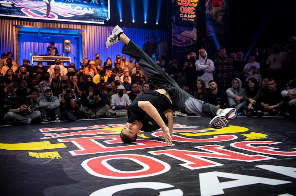 Әмір Зәкіров Олимпиадаға тарихи жолдама жеңіп алды