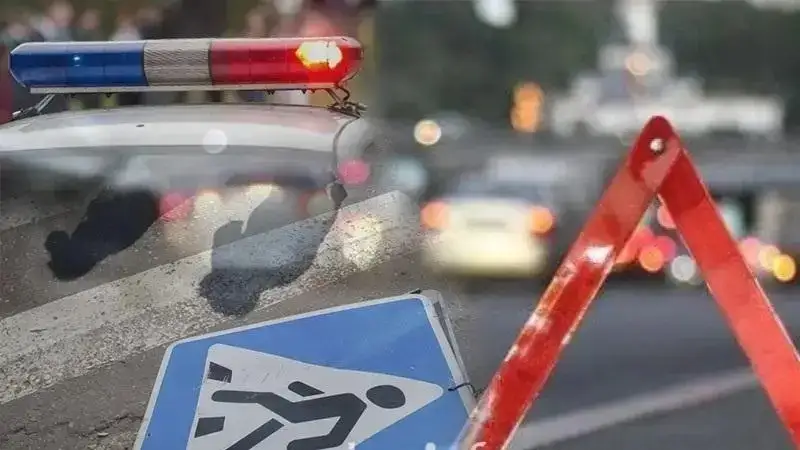 «Адам шығыны бар»: Қызылордада автобус пен жеңіл көлік соқтығысты