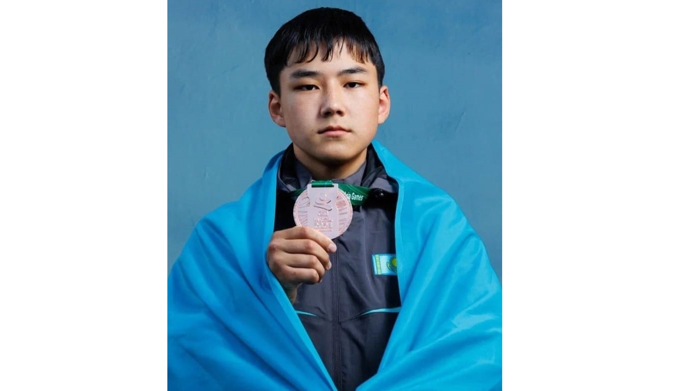 «Азия балалары»: Отандасымыз ағаш тартудан жүлдегер атанды