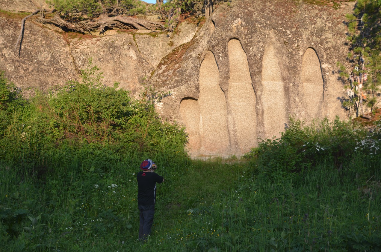 Бес саусаққа барсаңыз...
