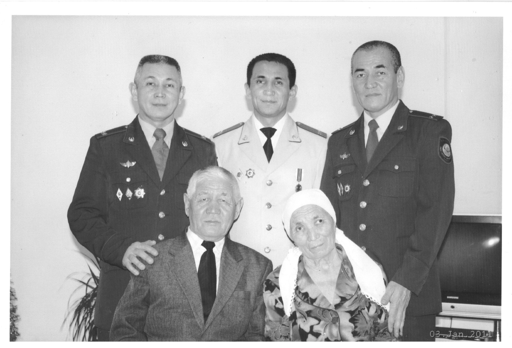 Бір әулеттен шыққан үш сардар