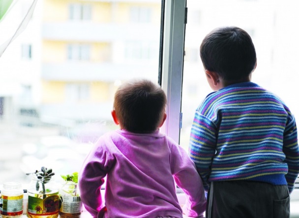 Бақылаусыз кеткен балалар