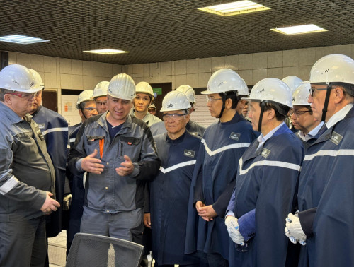 Мәжіліс депутаттары металлургтермен әлеуметтік қорғау мәселесін талқылады