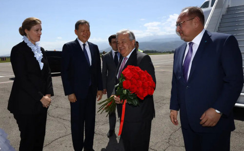 БҰҰ Бас хатшысы Қазақстанға келді