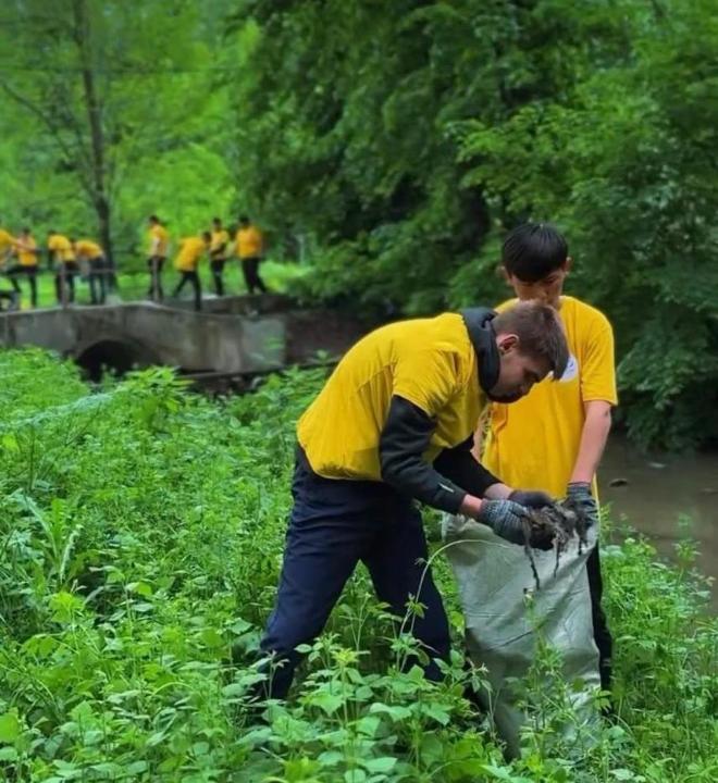 Алматы облысында Байынқол өзенінің арнасы тазартылды