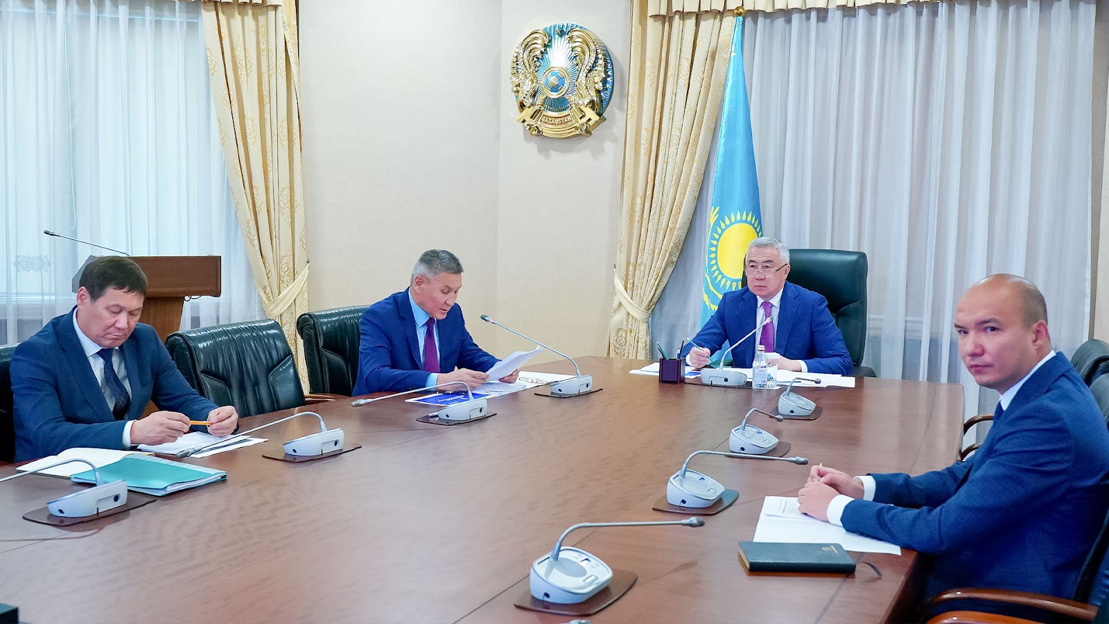 Үкіметте жемшөп өндірісін дамыту мәселесі талқыланды