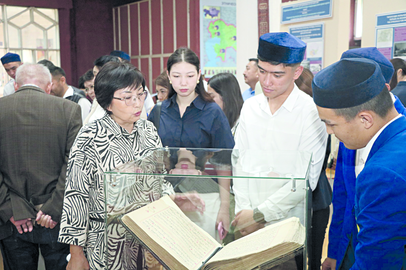 Алматыдағы көрмеге Құранның көне нұсқалары қойылды