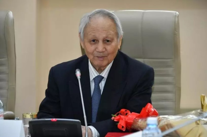 Тіл білімінің абызы