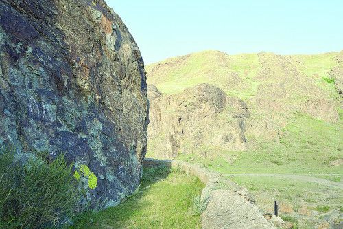 Бүтін ауылды аштықтан аман алып қалған жұмбақ тоған