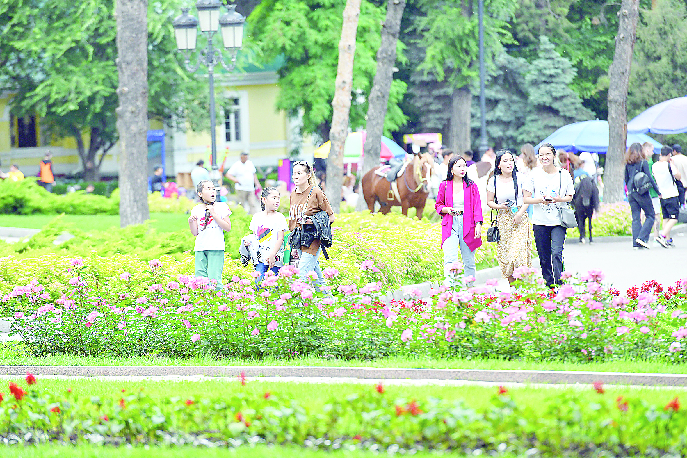 Әлем қалай өсіп-өнбек