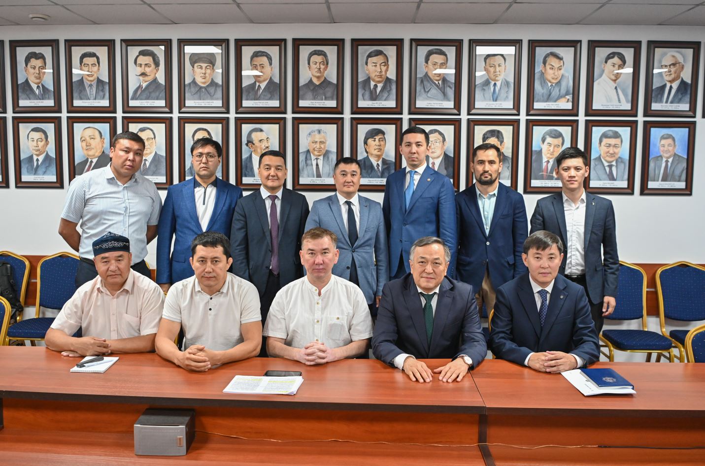 А.Аймағамбет