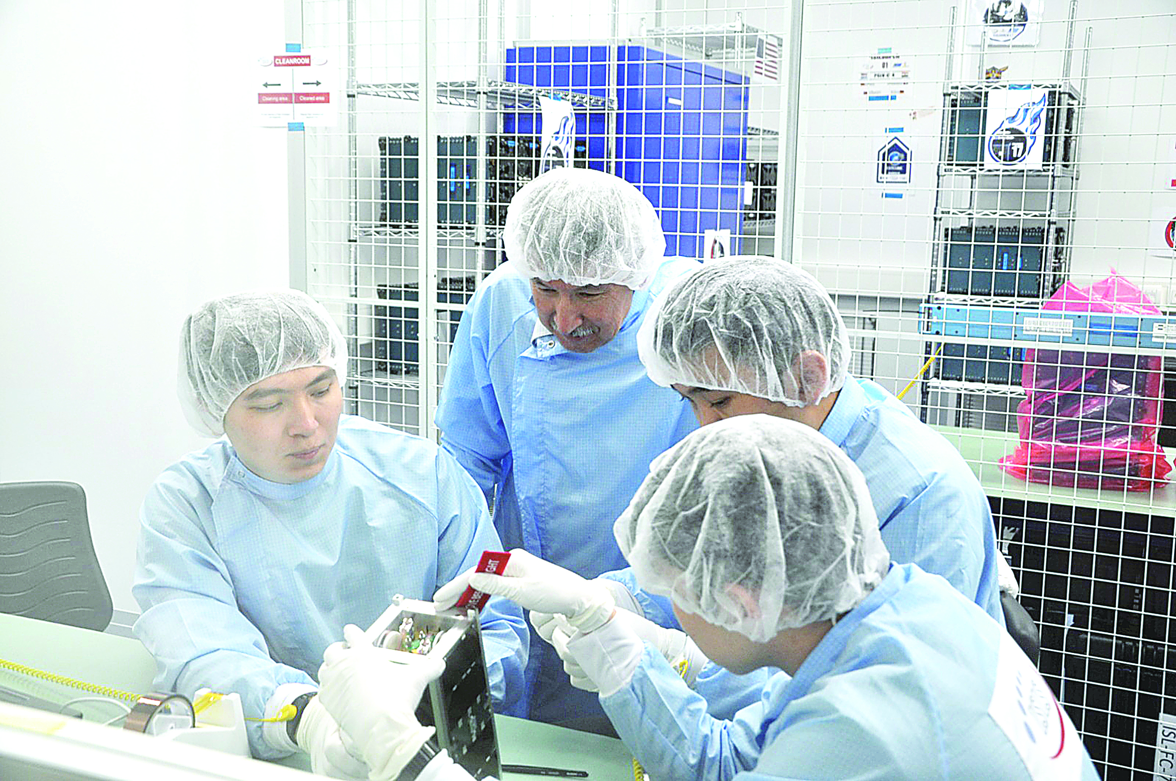 Кіші ғарыш аппараттарын ұшырады