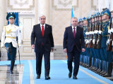 Қасым-Жомарт Тоқаев Өзбекстан Президентін Ақордада қарсы алды