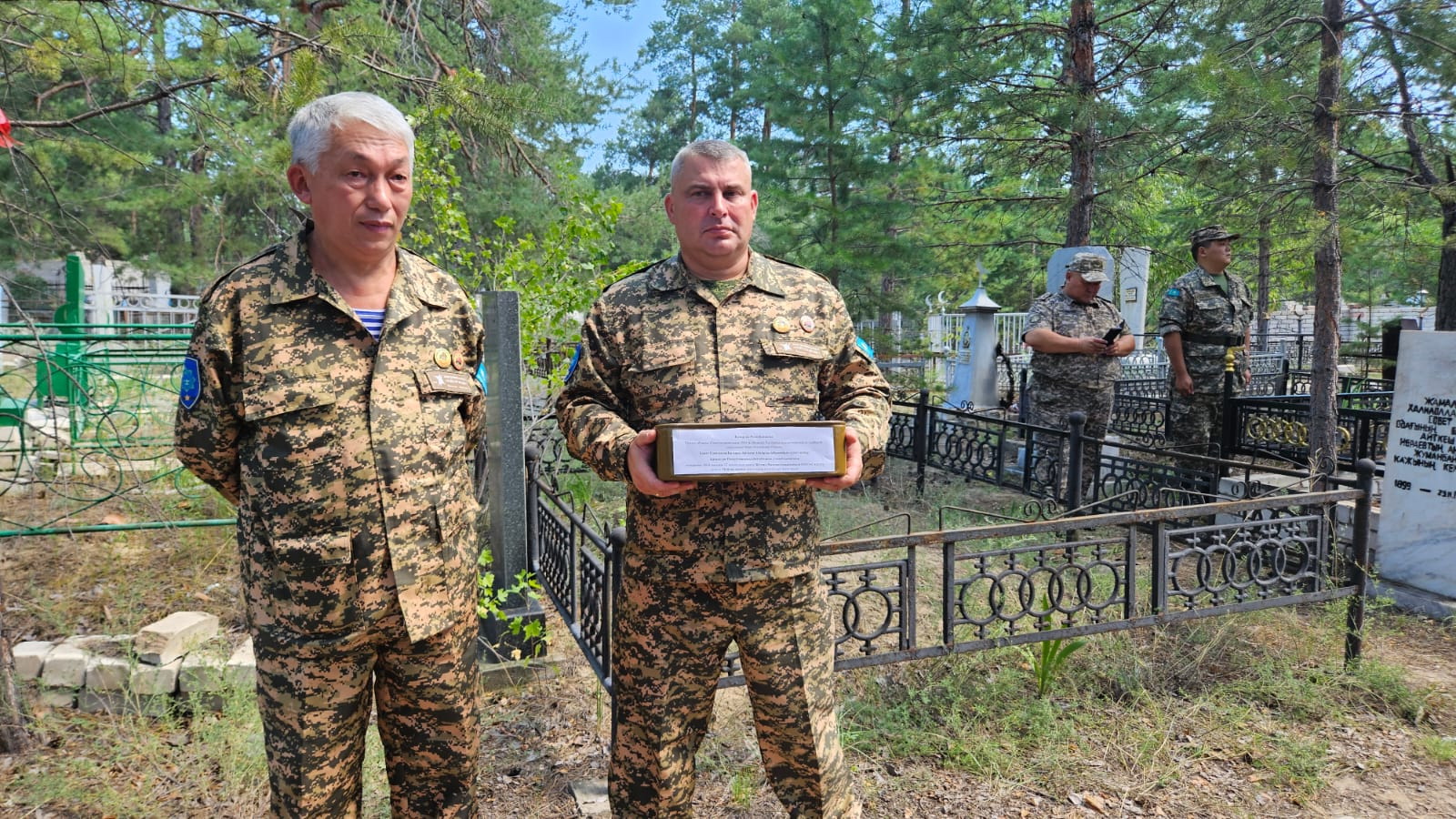 Батыр қабірінің топырағы туған жеріне жеткізілді