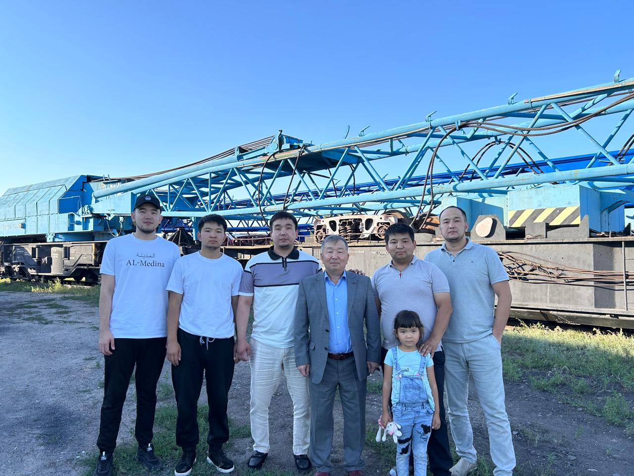 Тепловозды тізгіндеген