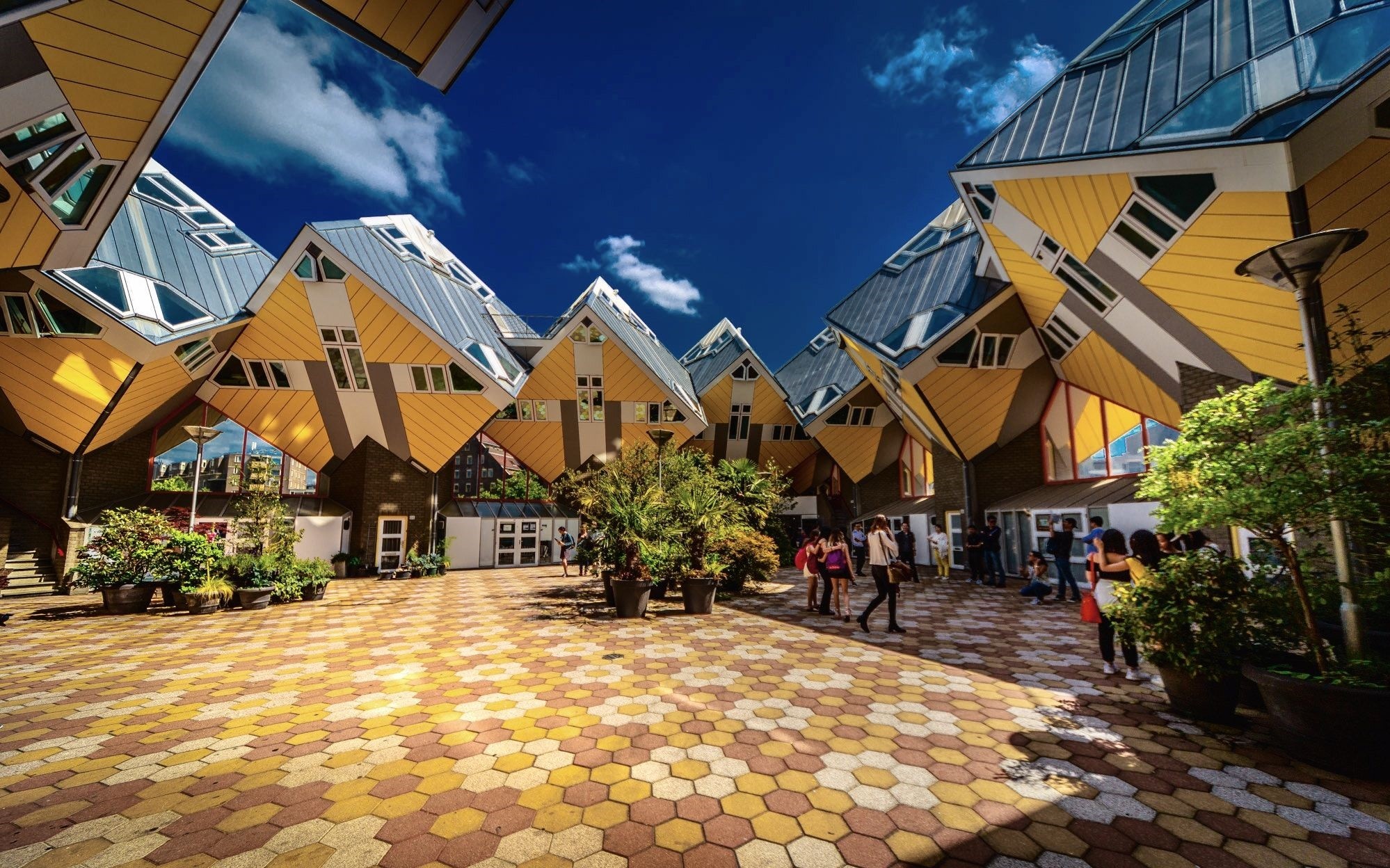 Ғалам ғажаптары: Текше тәріздес үйлер