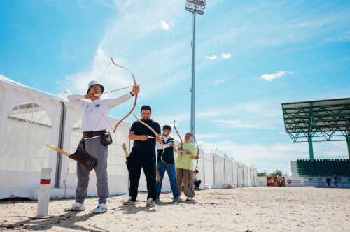 Мергендер «Қазанат» ипподромында шеберлігін шыңдап жатыр