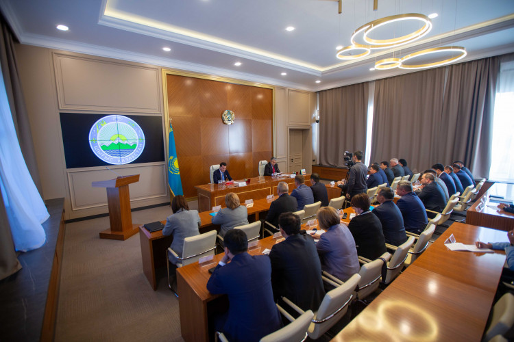 Ұлттық құрылтай мүшелері қоғам белсенділерімен пікір алмасты