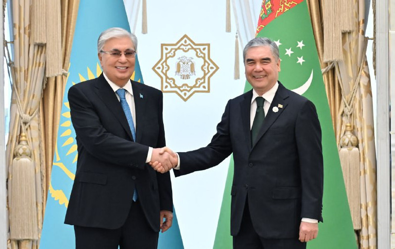 Президент Түрікменстан Халк Маслахатының төрағасымен кездесті