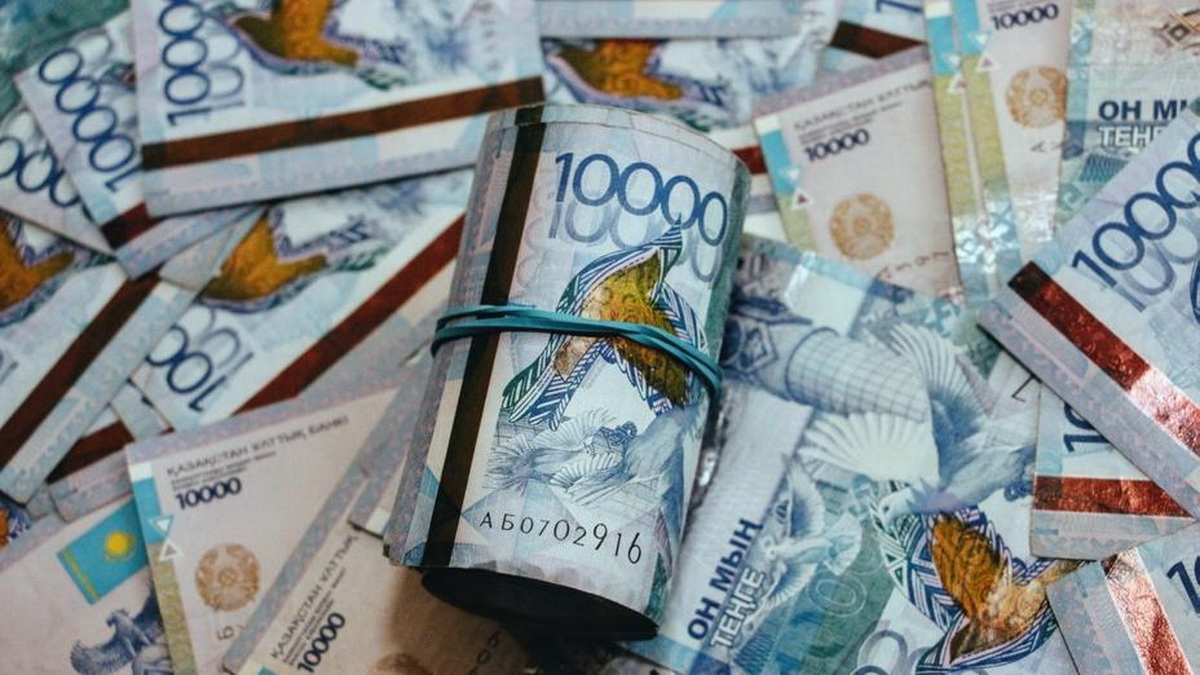 Енді мемлекеттік қызметшілерге сыйақы берілмейтіні рас па