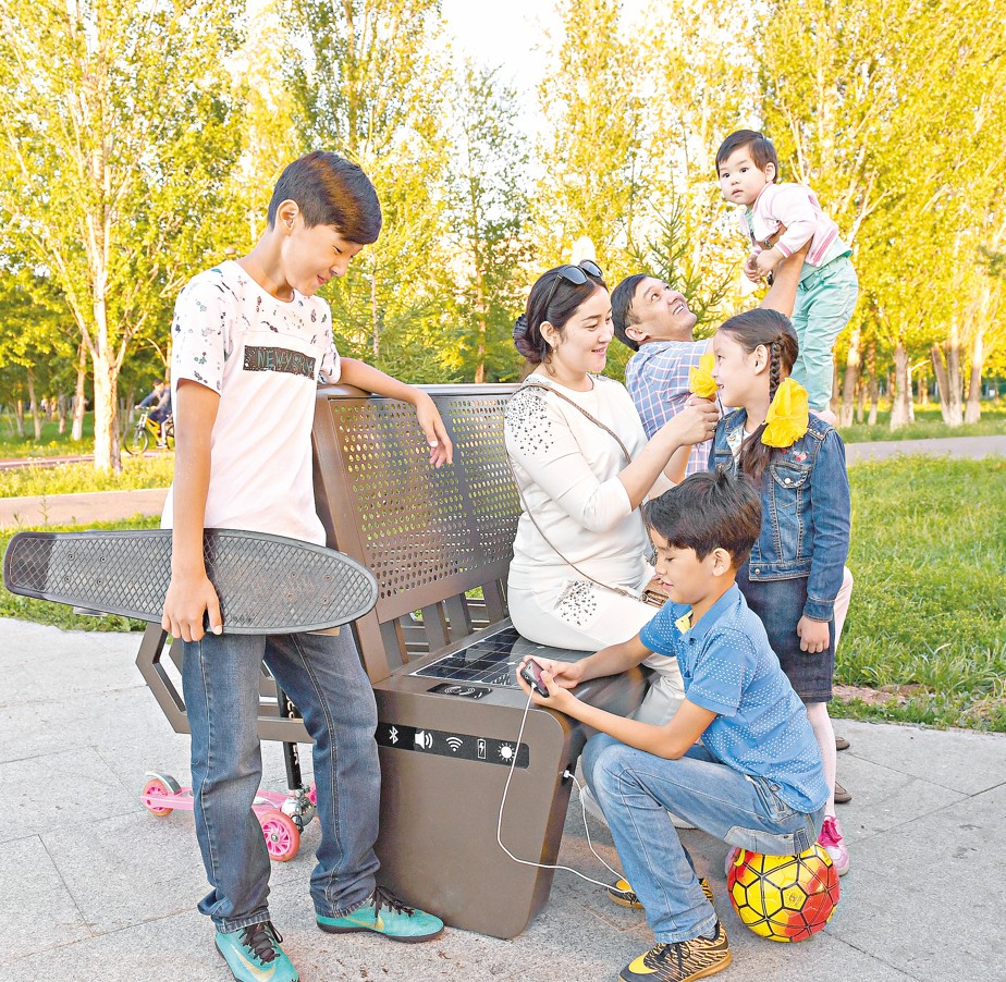 Көпбалалы аналар қолдауға зәру