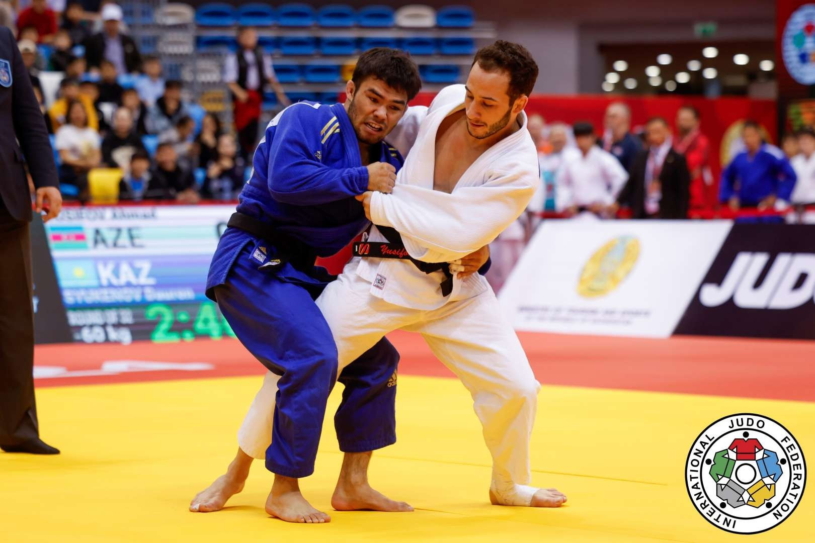 Токиода қосалқы құрамдағылар күреседі