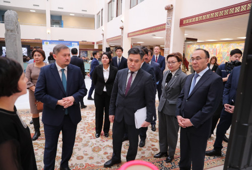 Әлеуметтік қызметкерлерді даярлау мәселесі талқыланды