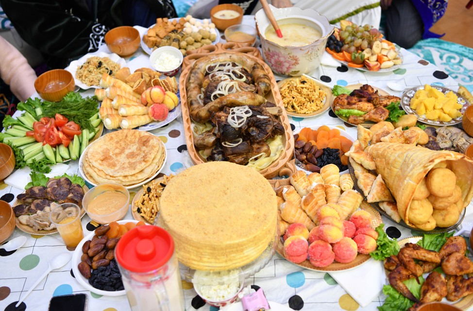 Ас беруде артық кетіп жүрміз