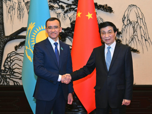 Сенат төрағасы Қытайға ресми сапармен барды