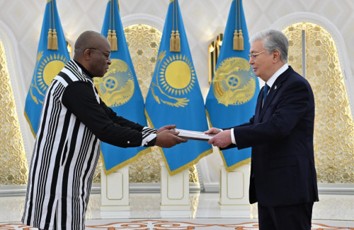 Президент бірқатар мемлекеттің елшілерінен сенім грамоталарын қабылдады