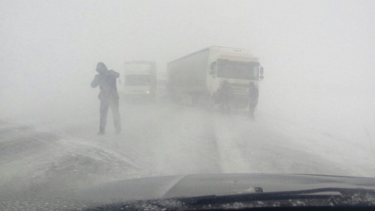 Жетісуда жол жабылды