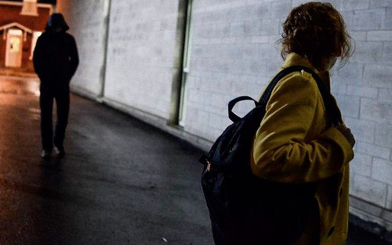 Бұрынғы әйелінің соңына түскен шетелдік елден қуылады