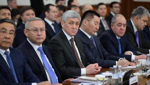 Тоқаев «Әкімдер мектебі» оқыту жобасын іске қосуды тапсырды