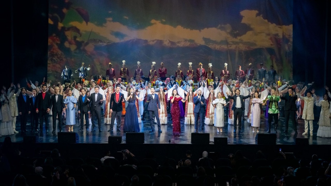 Алматыда «Birlik» ансамблі өнер көрсетті