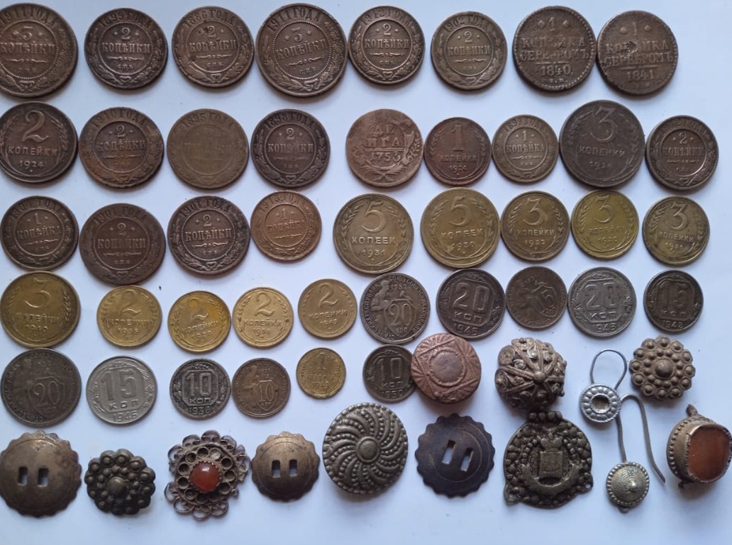 160 жәдігер сыйлады