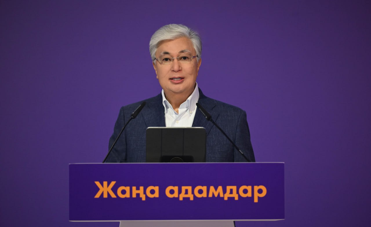 Президент «Жаңа адамдар» жастар форумында сөз сөйледі
