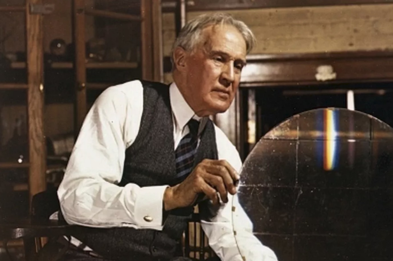 Ғалам ғажаптары: Қайта туған ғалым