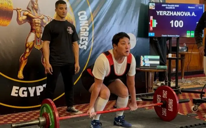 Елордалық мұғалім 54 жасында әлем чемпионы атанды